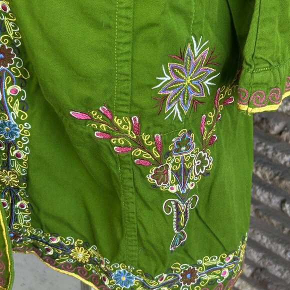 Johnny Was Green Embroidered Fitted Coat Mandala on the Back Size Medium - Picture 9 of 13